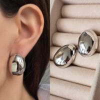 Gümüşü oval formalı sadə və dəbli sırğalar