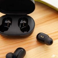 G93 Airpods