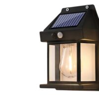 Günəş Paneli ilə İşıqlanan Qapı Lampası